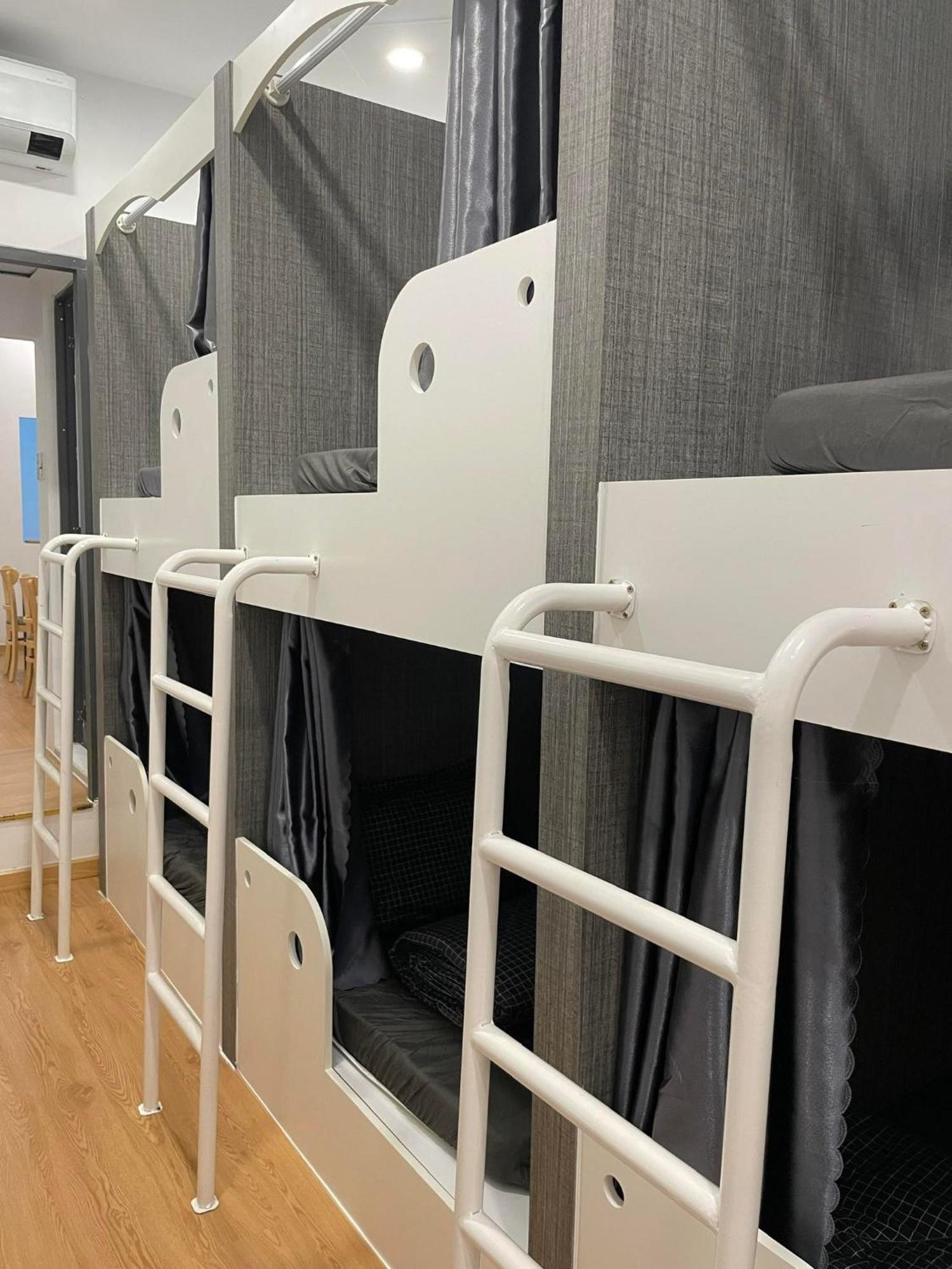 Alphabet Home Capsule مدينة هوشي منه المظهر الخارجي الصورة